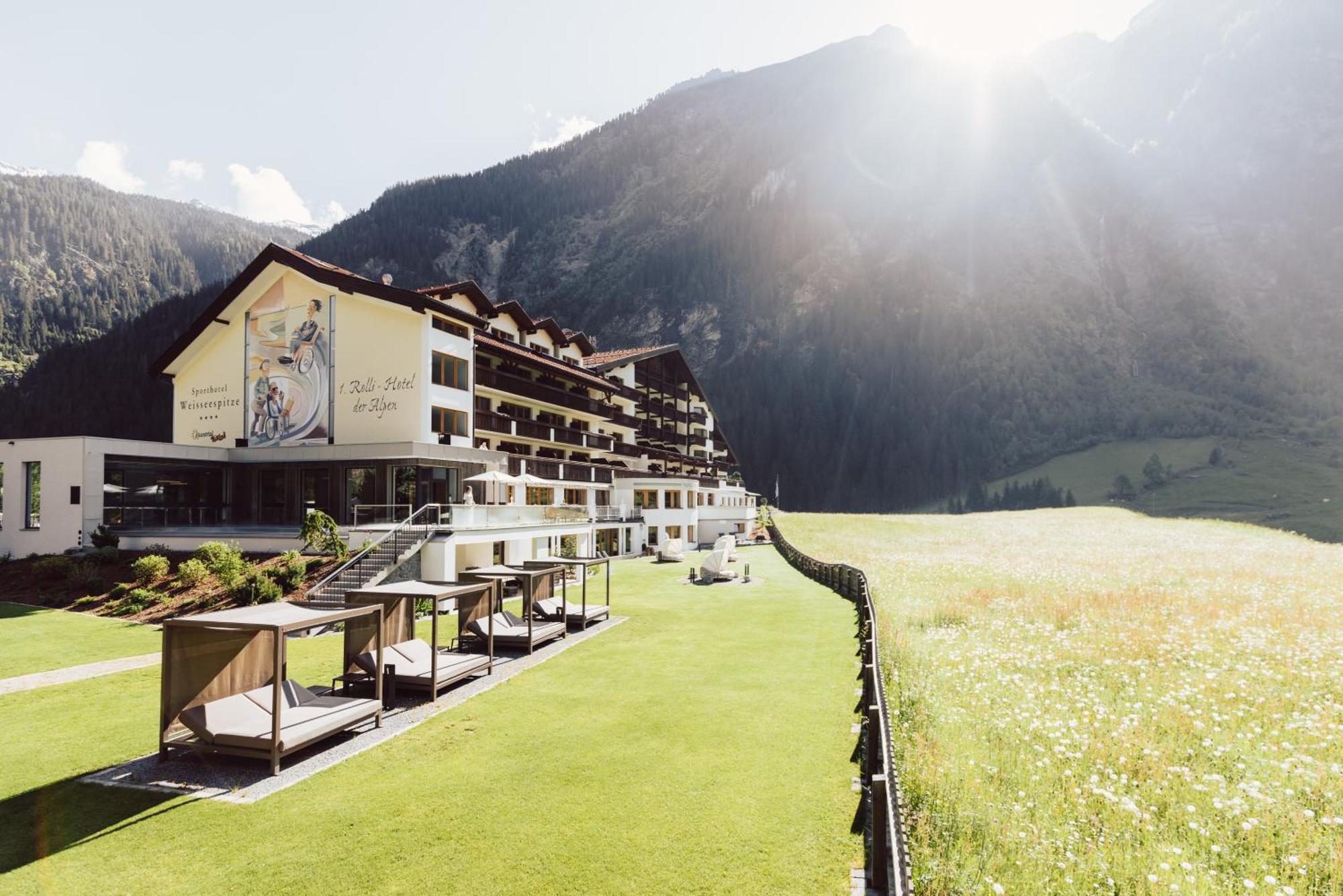 Hotel Weisseespitze Kaunertal Exterior photo